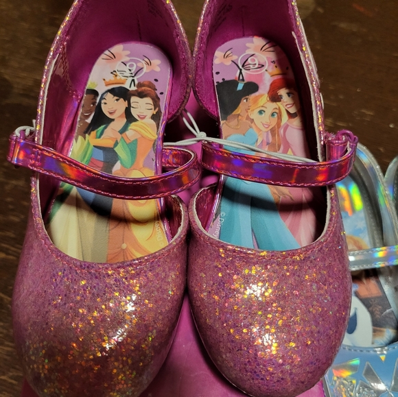 Disney bundle - Picture 2 of 4